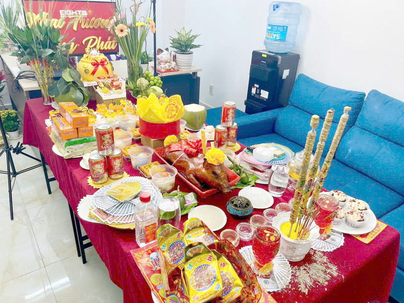 Mâm cúng khai trương gồm những gì để buôn bán thuận lợi?