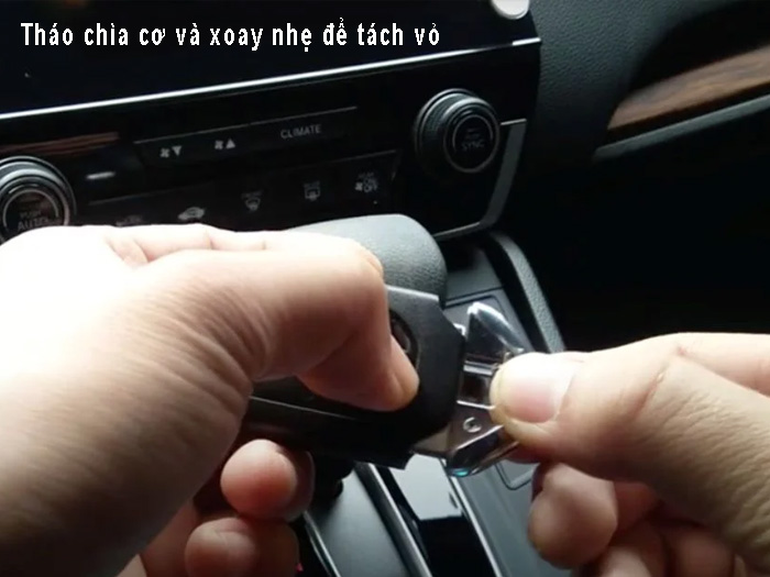 Cách thay pin chìa khóa Honda City đúng kỹ thuật tại nhà