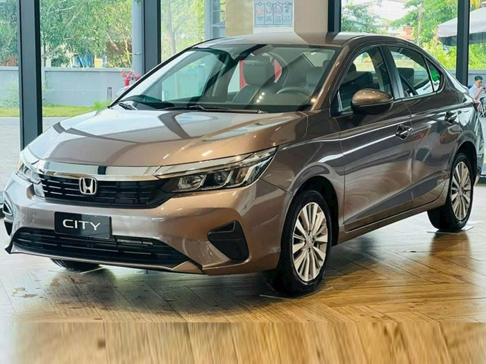 Xe oto Hon Da City có mấy phiên bản và có số sàn không