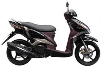 Yamaha Luvias hay Honda Click? - Báo Thương Gia