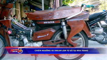 Chiêm ngưỡng xe Dream làm từ gỗ tại Nha Trang - Thương Gia