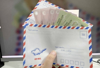 Cách viết phong bì đám giỗ chuẩn văn hóa ba miền - Báo Thương Gia