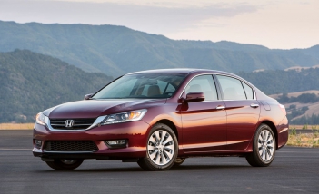 Honda Accord 2013: Mẫu sedan dân dụng